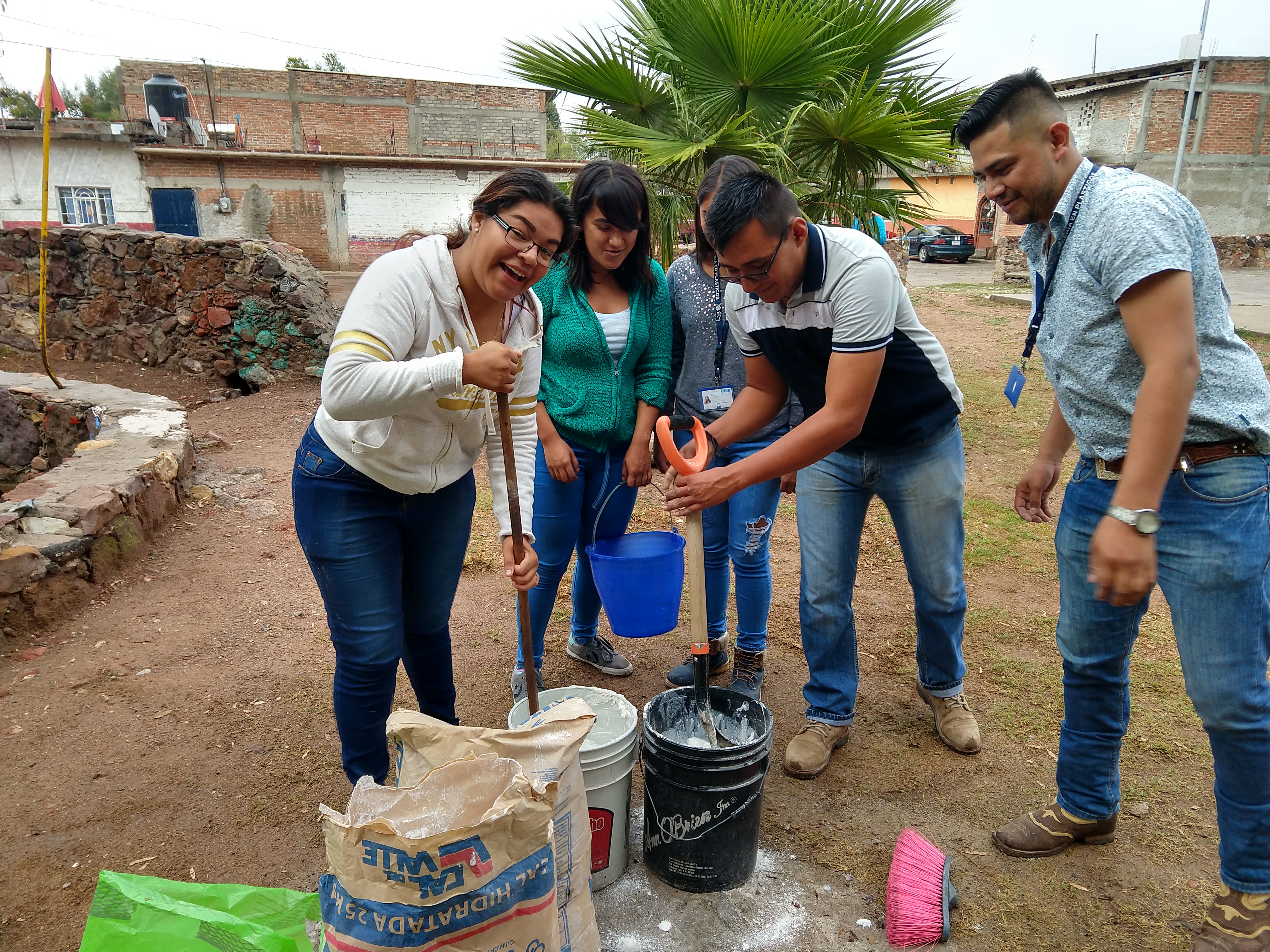 Grupo de Lobos guardianes 